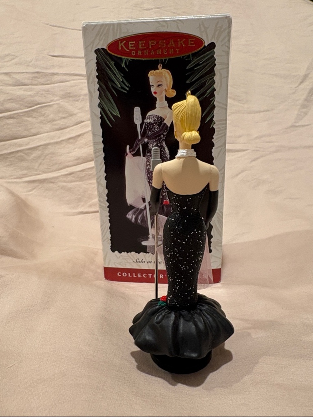 'Solo in the Spotlight' Black Dress Singer Ornament - Picture 2 of 3